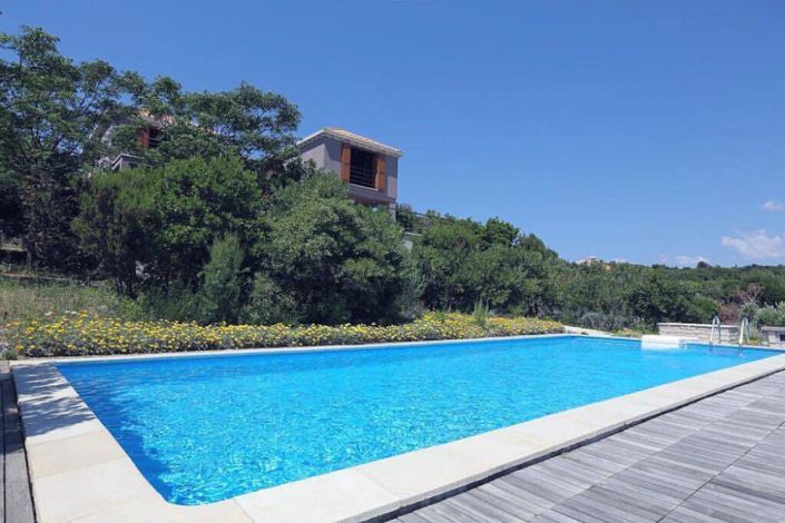 Image No.9-4 Bed Property for sale