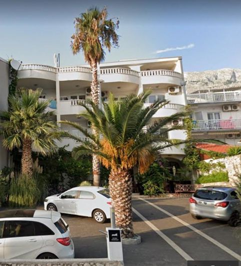 Image No.18-19 Bed Property for sale