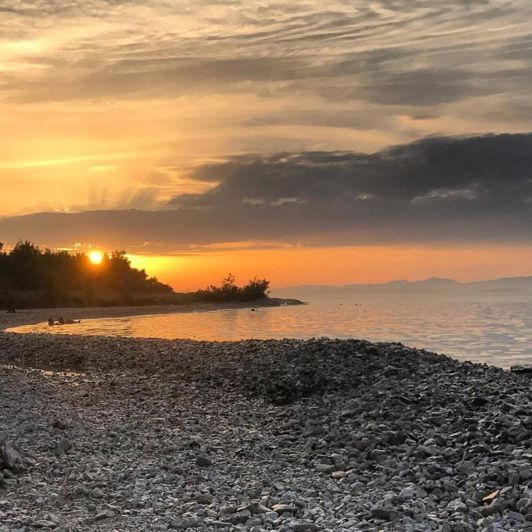 Image No.20-3 Bed Property for sale