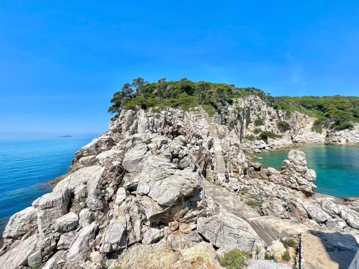 Image No.9-3 Bed Property for sale