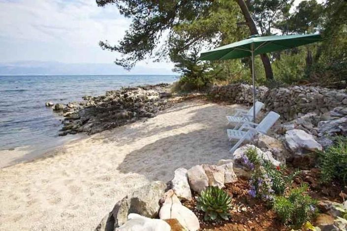 Image No.9-4 Bed Property for sale