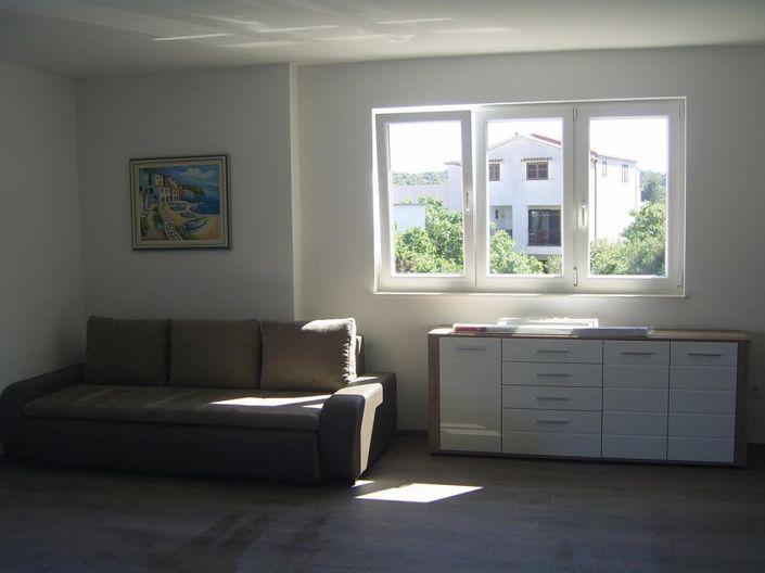 Image No.13-8 Bed Property for sale