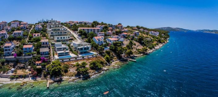 Image No.19-4 Bed Property for sale