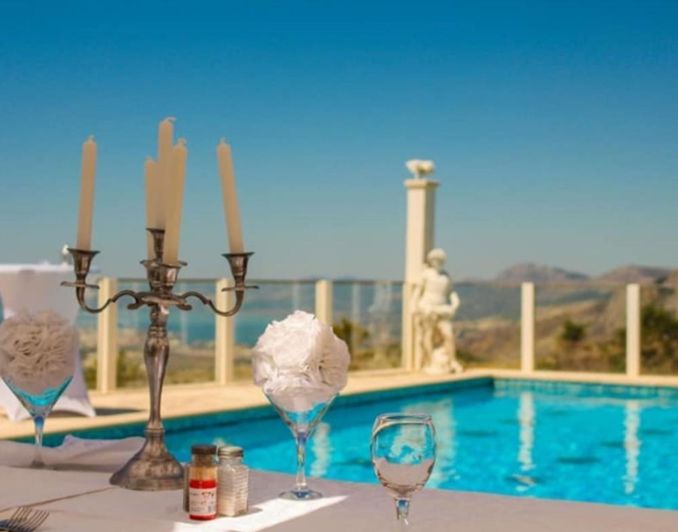 Image No.24-6 Bed Property for sale