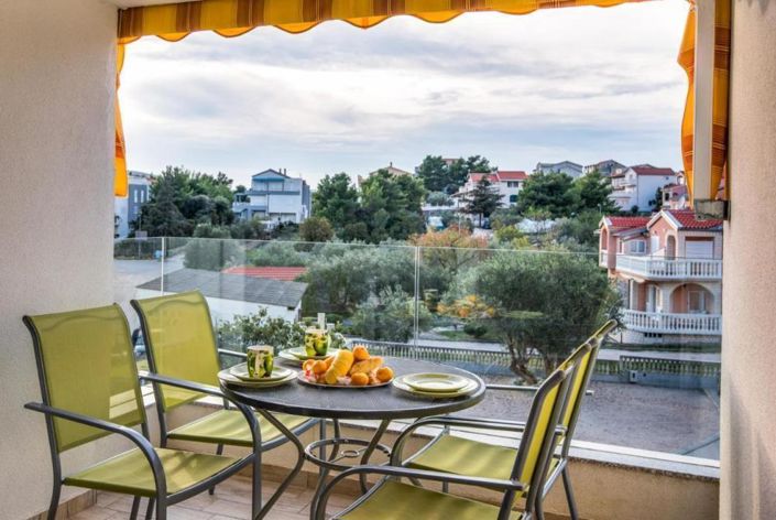 Image No.21-7 Bed Property for sale