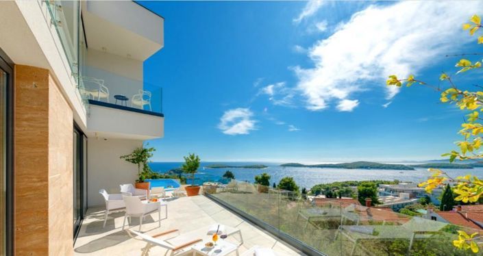 Image No.6-4 Bed Property for sale