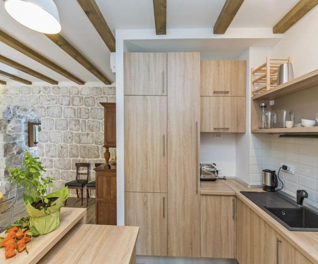 Image No.15-3 Bed Property for sale