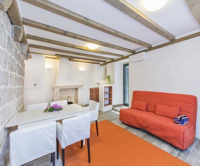 Image No.21-3 Bed Property for sale