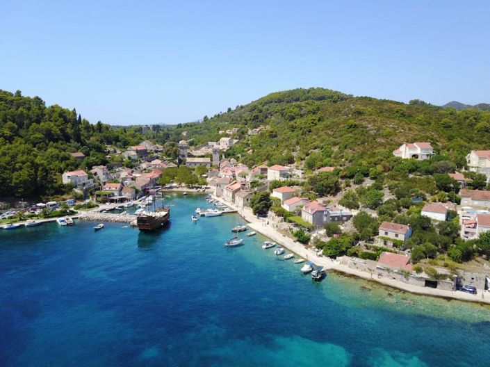 Image No.6-3 Bed Property for sale