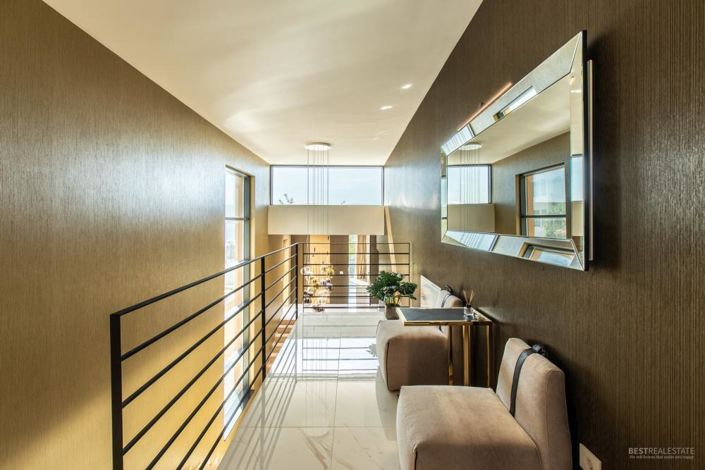 Image No.24-4 Bed Property for sale