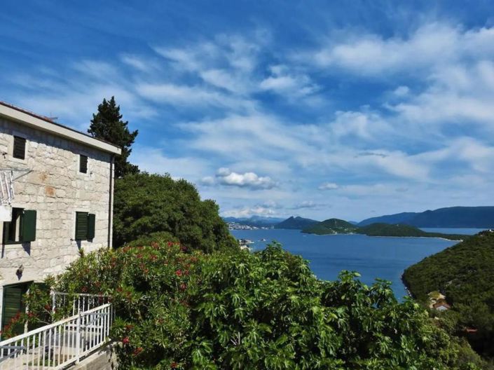 Image No.4-5 Bed Property for sale