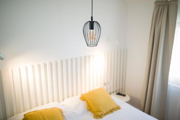 Image No.17-3 Bed Property for sale