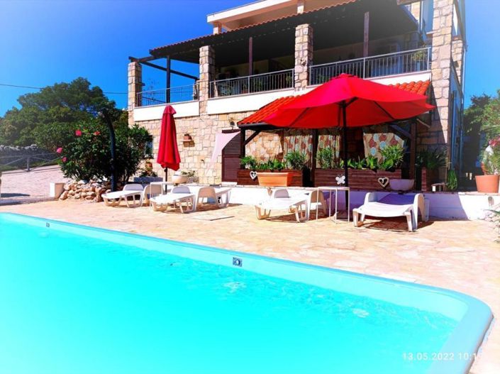 Image No.1-15 Bed Property for sale