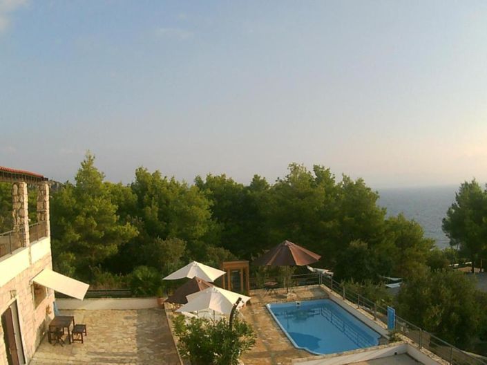 Image No.8-15 Bed Property for sale