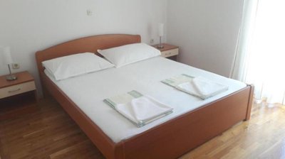 93052-454205