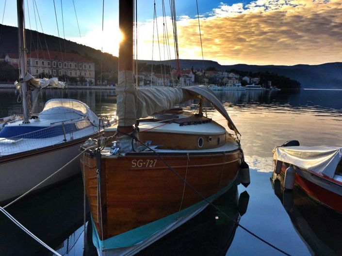 Image No.24-4 Bed Property for sale