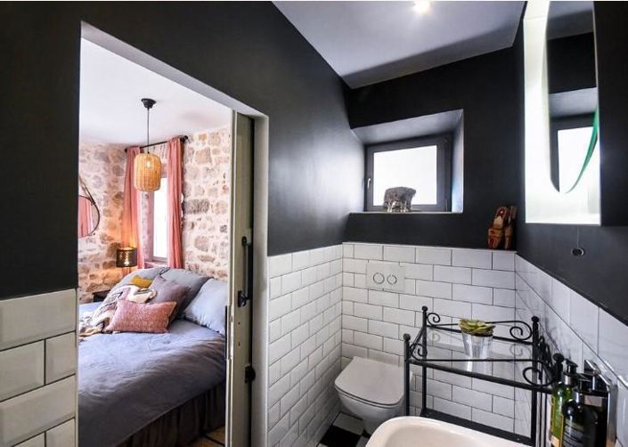 Image No.6-4 Bed Property for sale