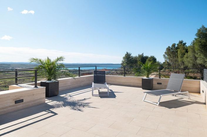 Image No.22-4 Bed Property for sale