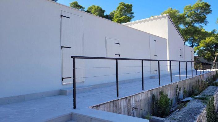 Image No.12-3 Bed Property for sale