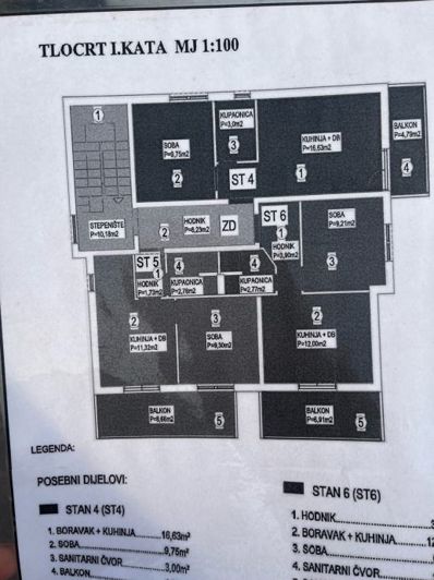 Image No.11-9 Bed Property for sale