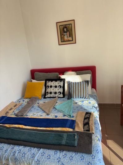 Image No.13-9 Bed Property for sale