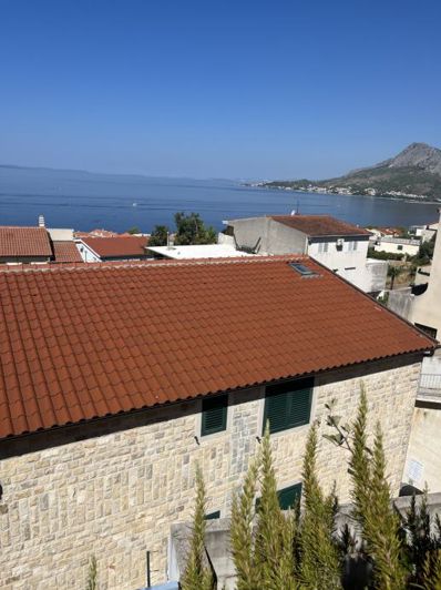 Image No.7-9 Bed Property for sale