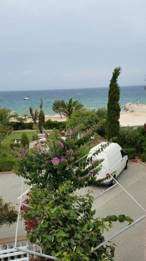 Image No.16-9 Bed Property for sale