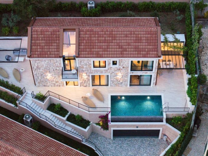 Image No.6-3 Bed Property for sale