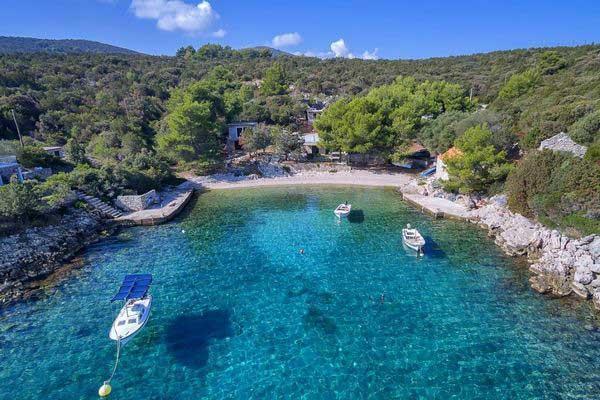 Image No.11-3 Bed Property for sale