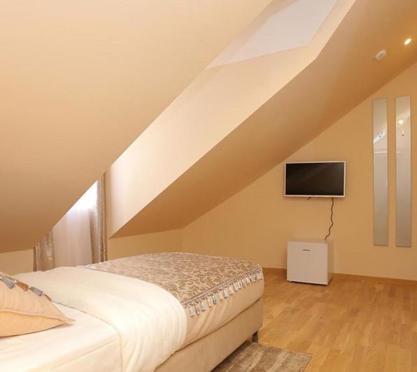 Image No.23-Propriété de 20 chambres à vendre à Kaštela