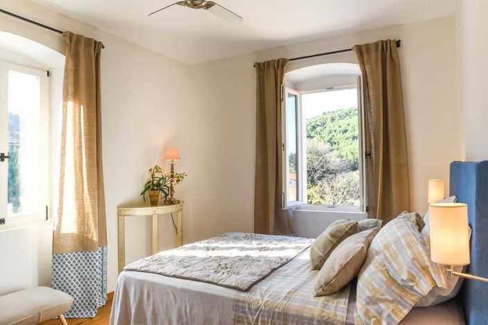 Image No.25-4 Bed Property for sale