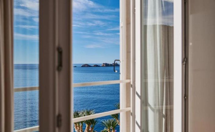 Image No.1-2 Bed Property for sale