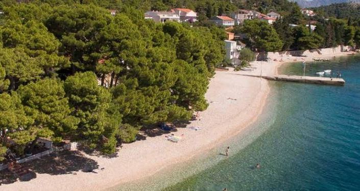 Image No.9-12 Bed Property for sale