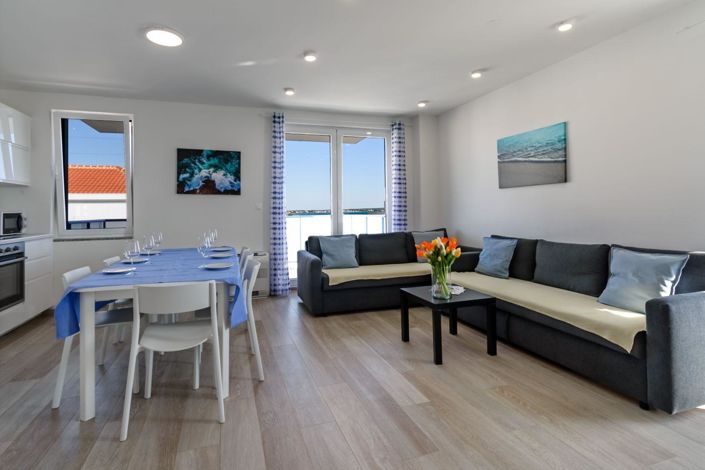 Image No.13-4 Bed Property for sale