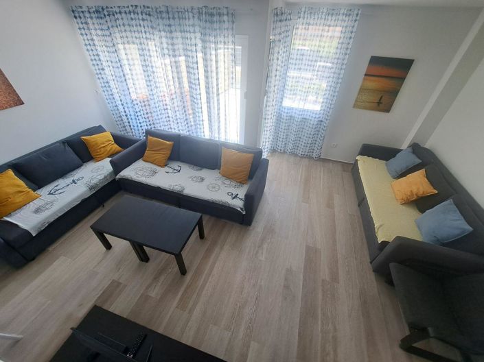 Image No.13-5 Bed Property for sale