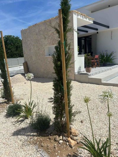 Image No.13-4 Bed Property for sale