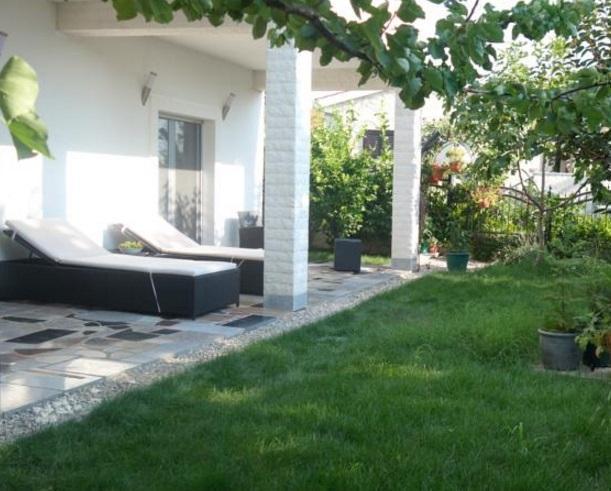 Image No.13-5 Bed Property for sale