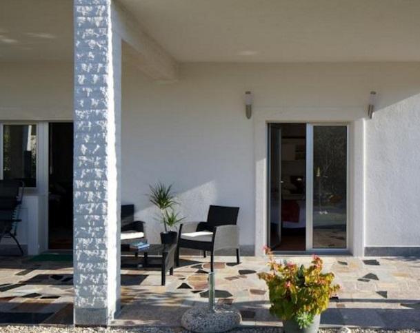 Image No.8-5 Bed Property for sale