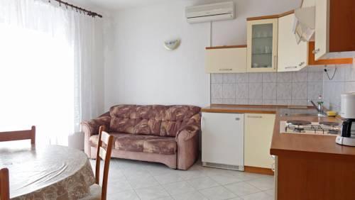 Image No.3-6 Bed Property for sale