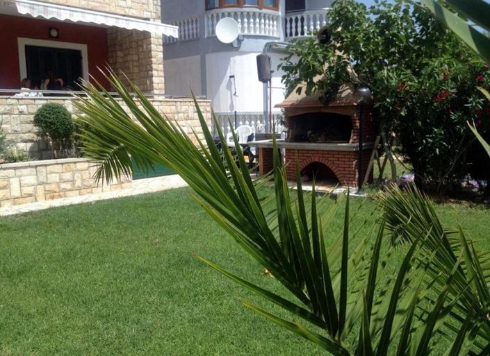 Image No.6-7 Bed Property for sale