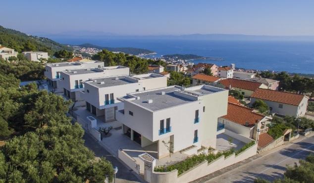 Image No.2-4 Bed Property for sale