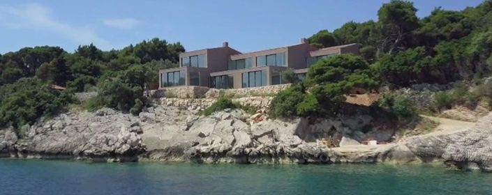 Image No.5-8 Bed Property for sale