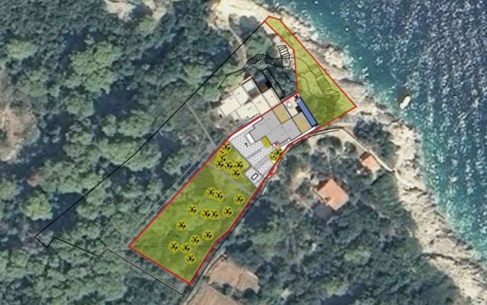 Image No.8-8 Bed Property for sale