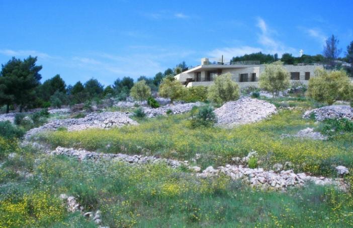 Image No.14-5 Bed Property for sale