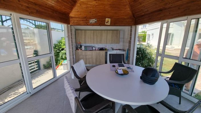 Image No.16-4 Bed Property for sale