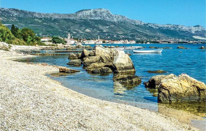 Image No.2-4 Bed Property for sale