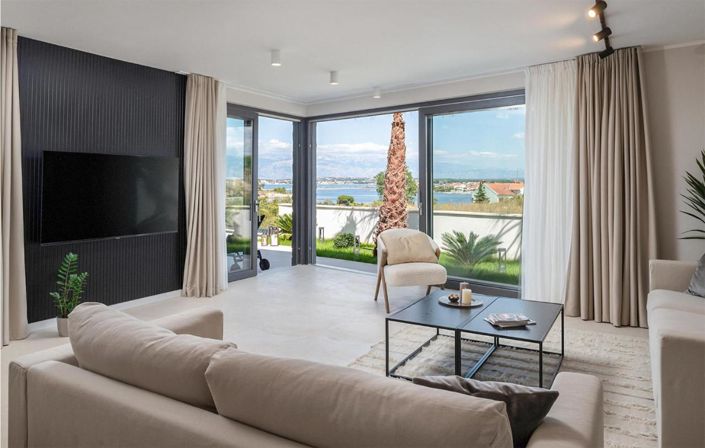 Image No.21-4 Bed Property for sale