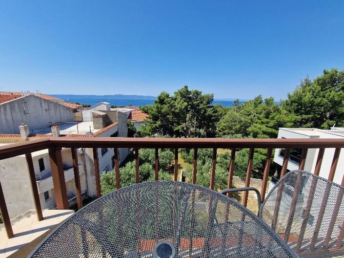 Image No.2-Propriété de 13 chambres à vendre à Tucepi