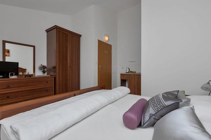 Image No.22-Propriété de 13 chambres à vendre à Tucepi