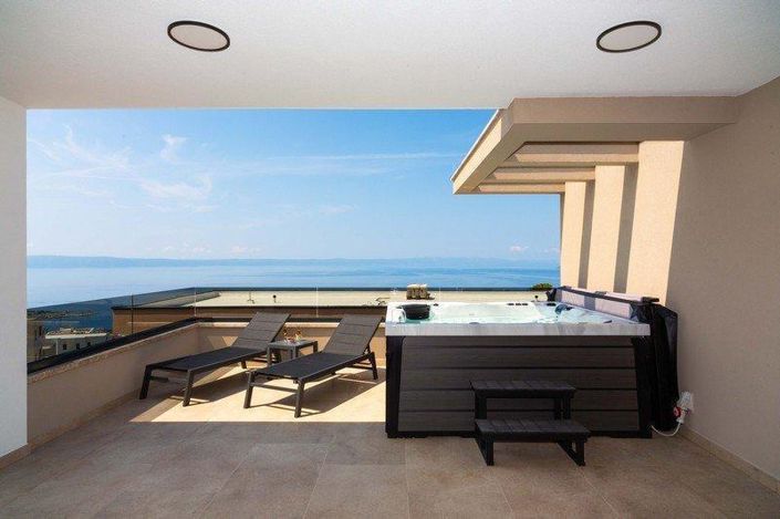 Image No.24-3 Bed Property for sale